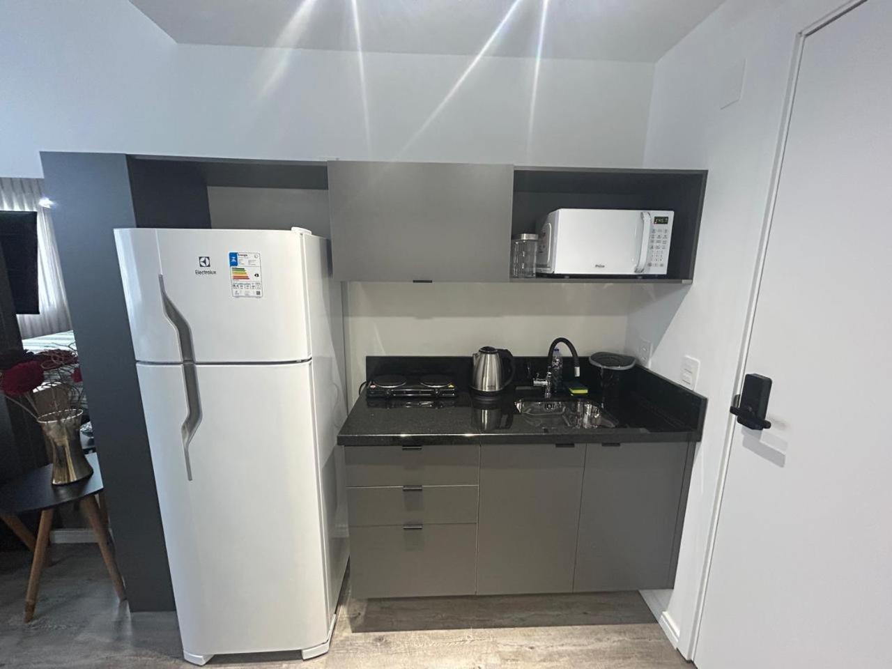 Skyline Apartment *